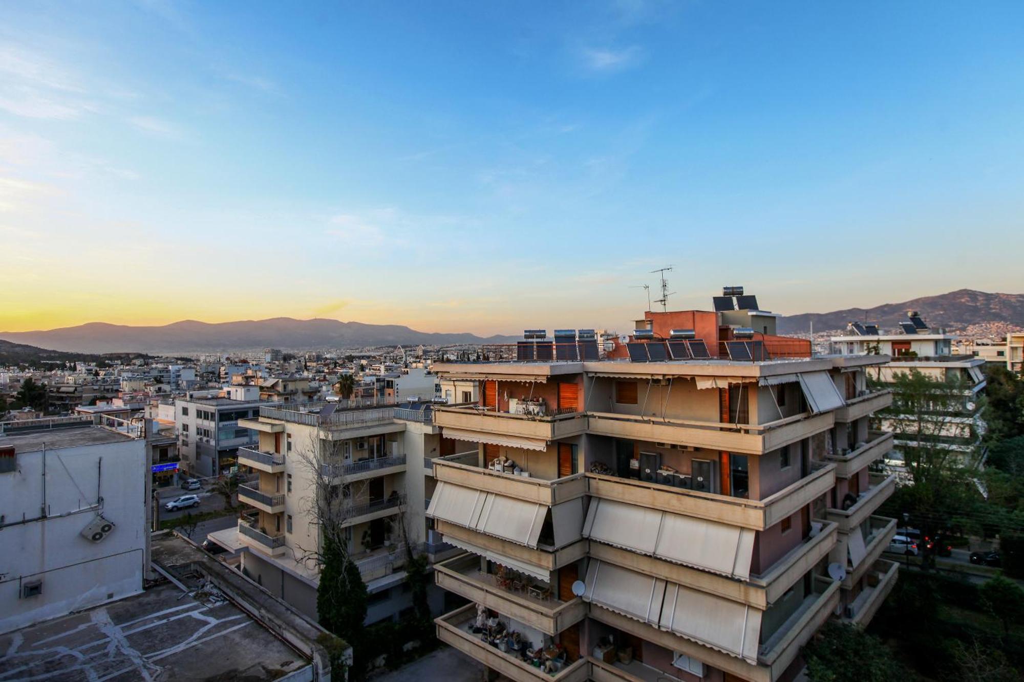 Loft Condo Next To Metro Station. Amazing View! Atenas Exterior foto